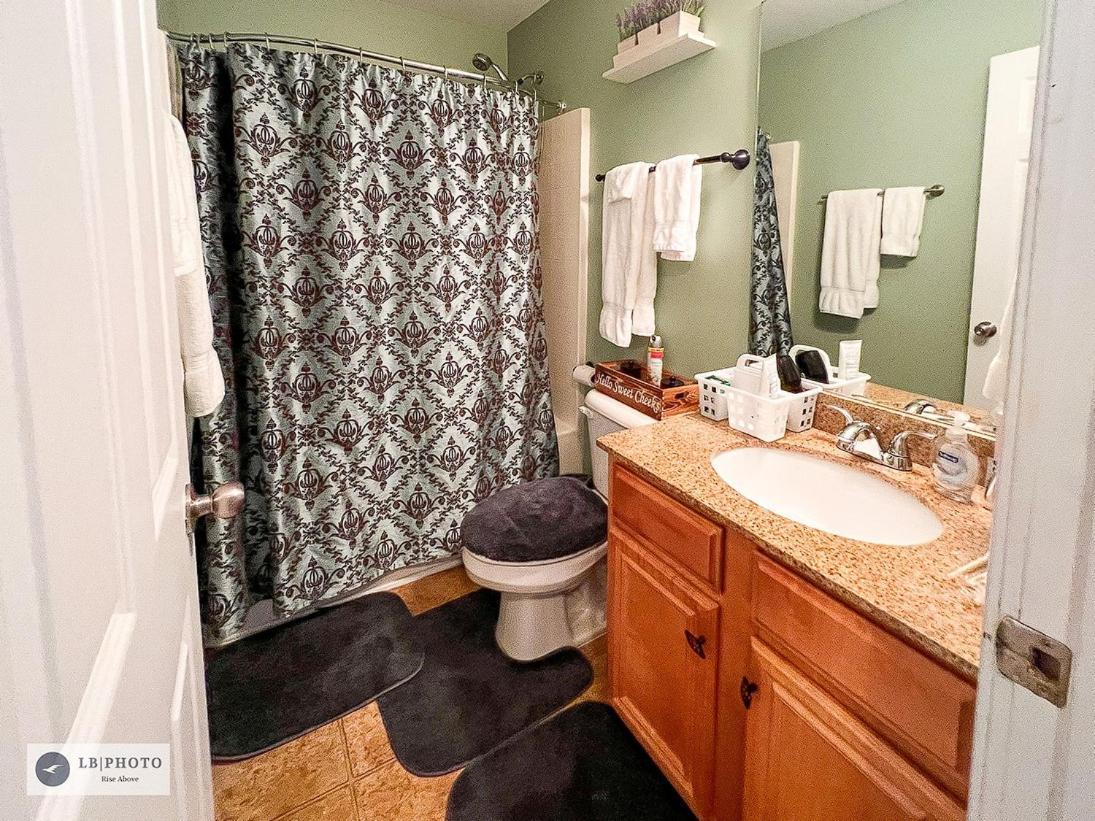 4 - Bed Home With Cali King Bed, 12 Mins To Dtwn Atlanta Exterior foto